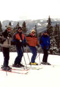 A perfect day to ski.jpg (45930 bytes)